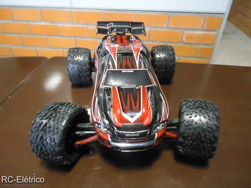 Traxxas E-revo brushless 1/16 - PÃªre